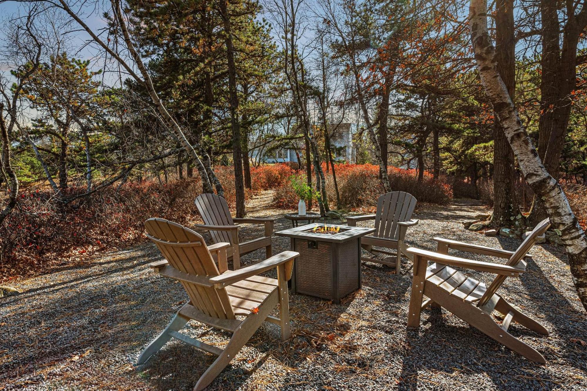 Holiday home Lakers Pointe By Avantstay Lakefront Private Peninsula Hot Tub Game Long Pond